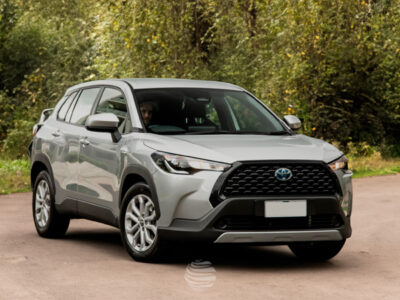 Jeep Compass 2025 vs Toyota Corolla Cross 2025: Qual é o Melhor? Confira a Escolha Certa Para Você