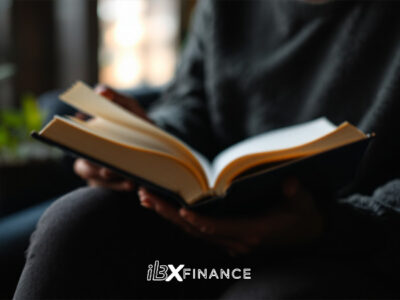 6 livros sobre educação financeira que você deveria começar a ler em 2025