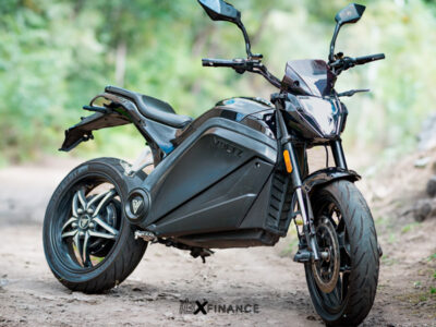 4 motos elétricas para comprar em 2025: Veja quais são as melhores que estão em alta no mercado brasileiro